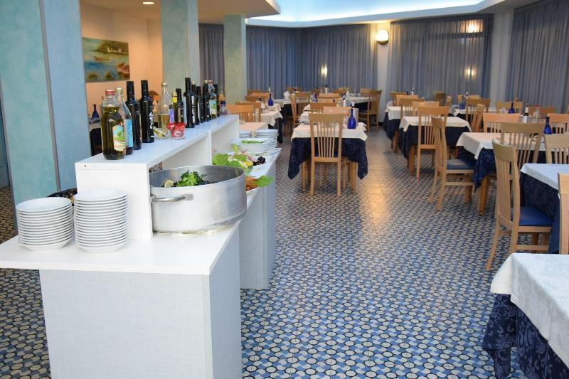 Hotel Petite Fleur Alba Adriatica Exterior foto
