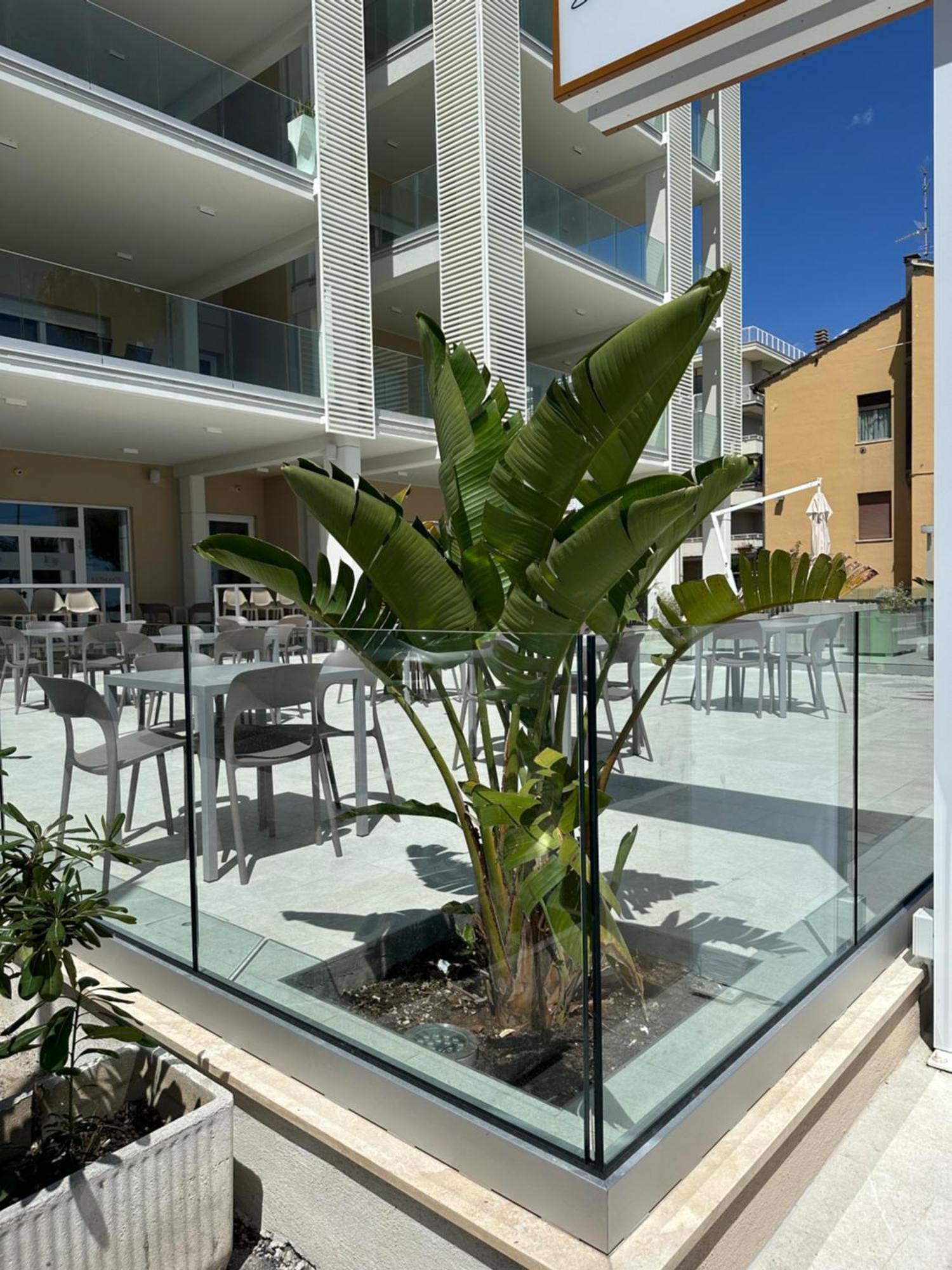 Hotel Petite Fleur Alba Adriatica Exterior foto